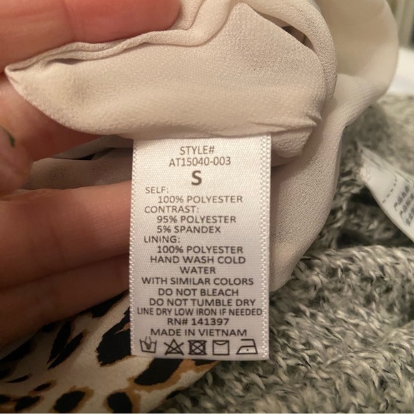 ASTR the  label women’s animal print cowl neck thong bodysuit in‎ size small - Picture 13 of 14